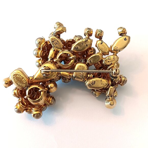 Vintage Signed Schreiner Brown Faux Pearl Rhinestone Gold Tone Poodle Pin Brooch - Picture 4 of 5